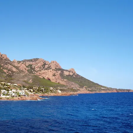 Lägenhet Village Cap Esterel - L'esquinade-108 By Interhome *