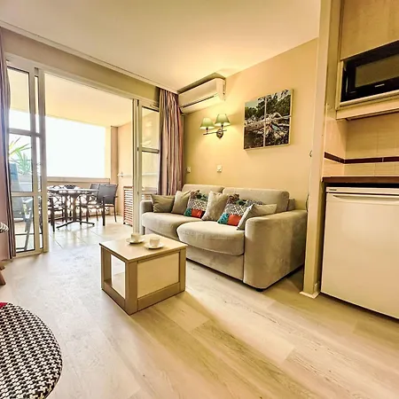 Lägenhet Village Cap Esterel - L'esquinade-108 By Interhome